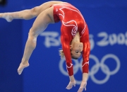 开云体育-欧冠公牛突围记，上海队关键战中的唯一性光芒