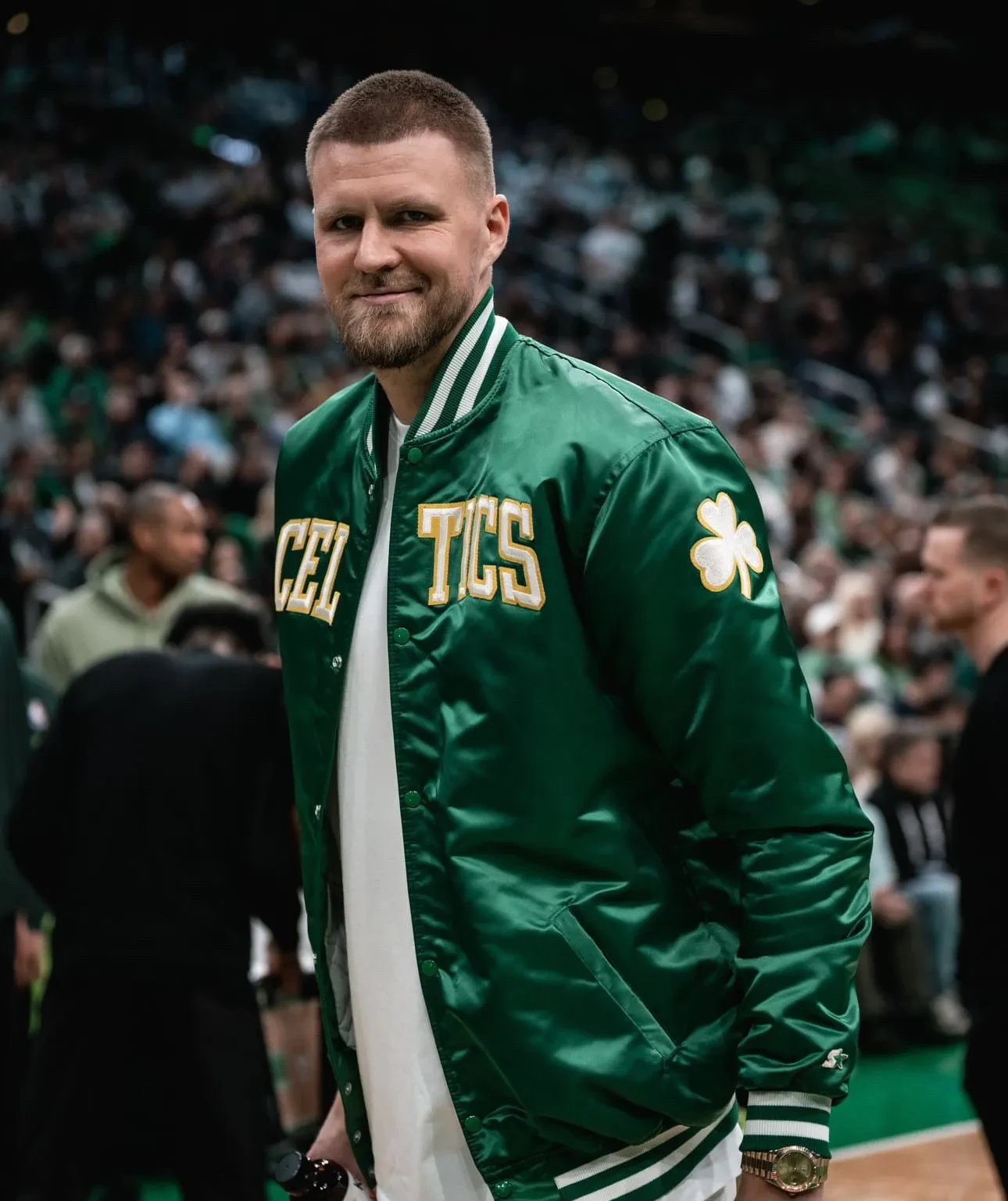 热火B队血洗加拿大男篮，波尔津吉斯制霸全场的简单介绍