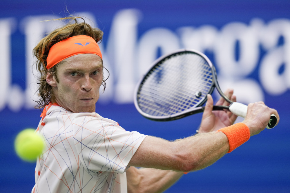 美网绝杀蒙特卡洛大师赛,梅德韦杰夫关键制胜的简单介绍 美网绝杀蒙特卡洛大师赛,梅德韦杰夫关键制胜的简单介绍