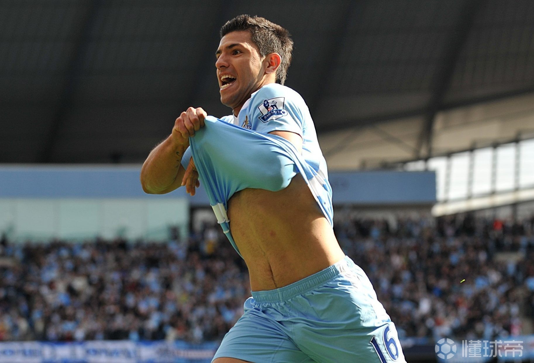 包含梦幻比赛:曼城逼平皇马,沙尔克复仇拜仁的词条 包含梦幻比赛:曼城逼平皇马,沙尔克复仇拜仁的词条