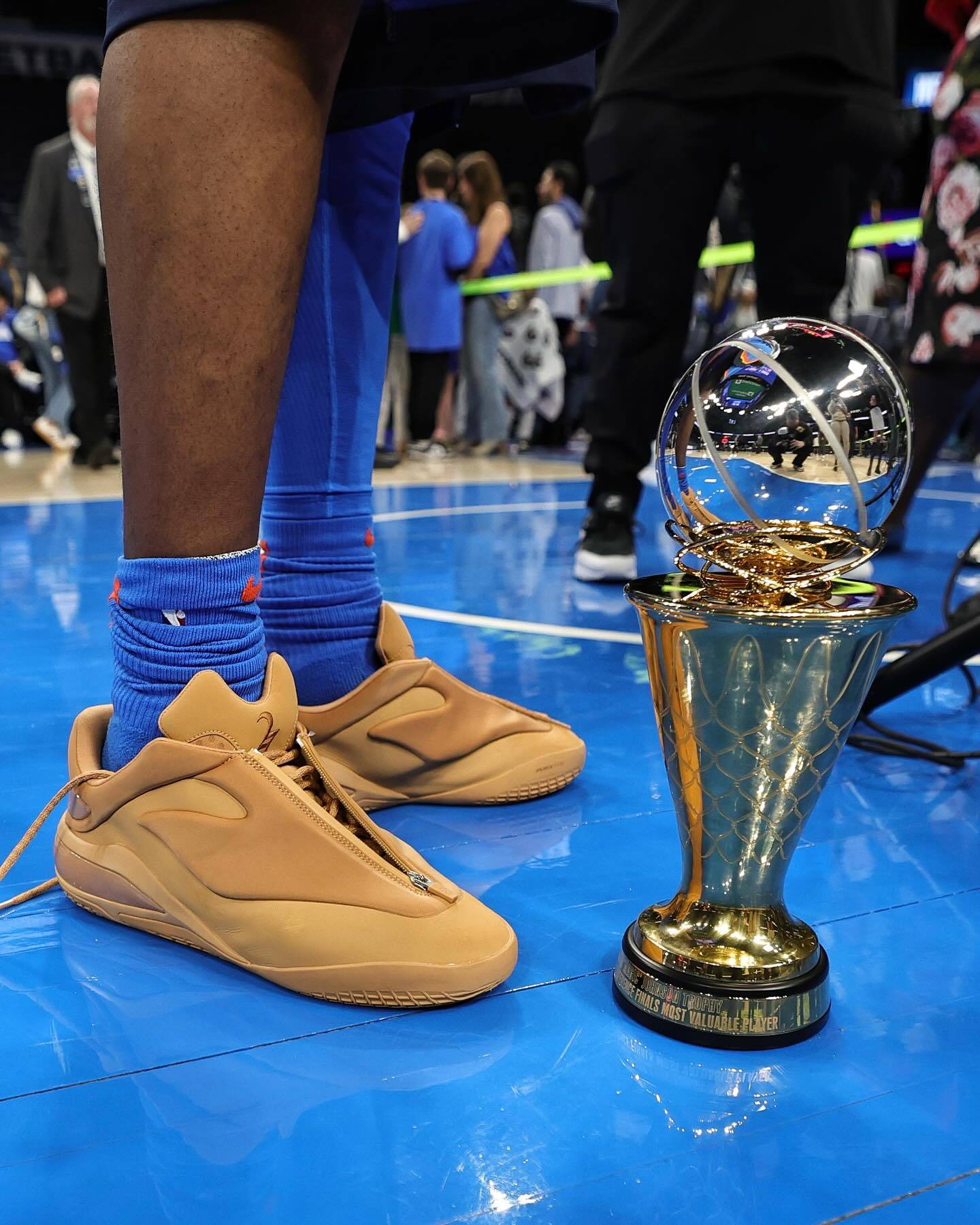 包含WNBA总决赛即将开启强队争夺冠军的词条