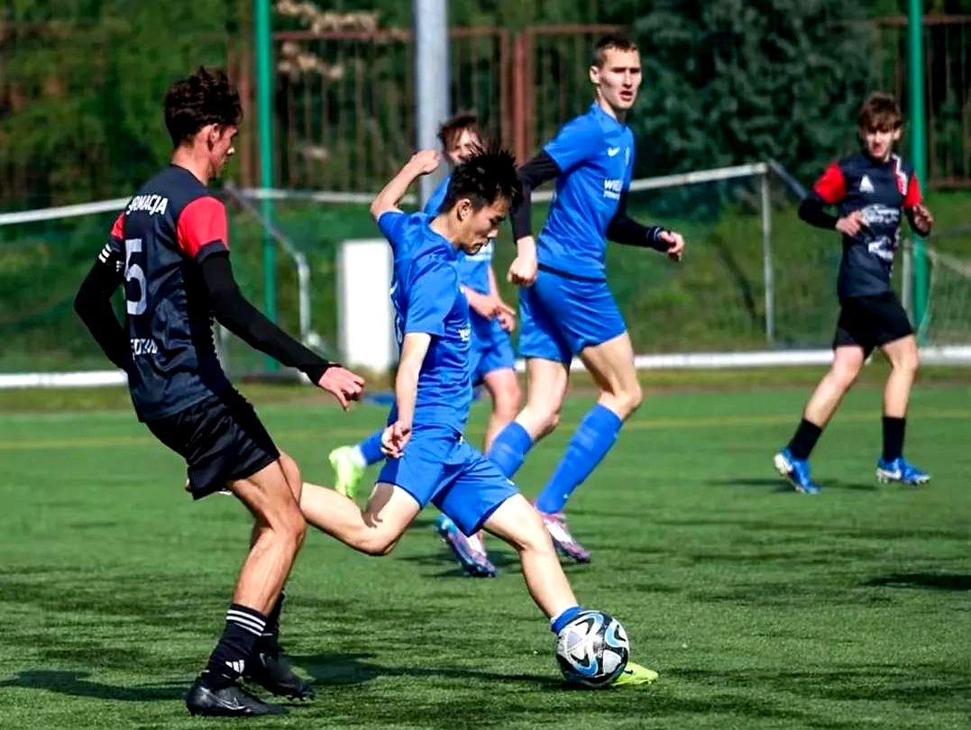 包含比赛中球队精神面貌饱受关注的词条