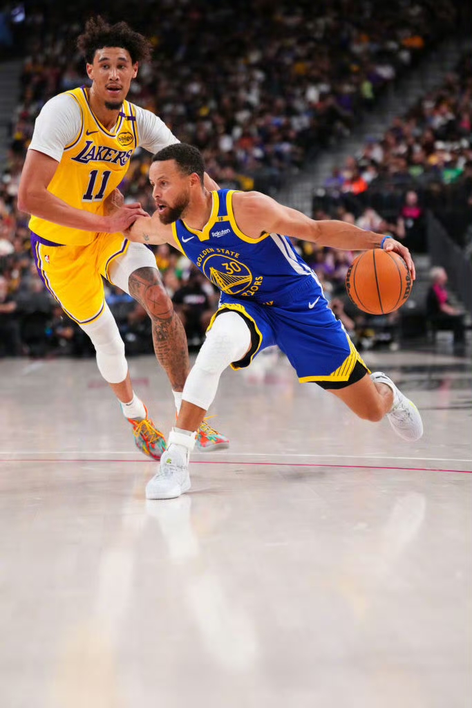 包含勇士临危受命，破门得分锁定胜局的词条