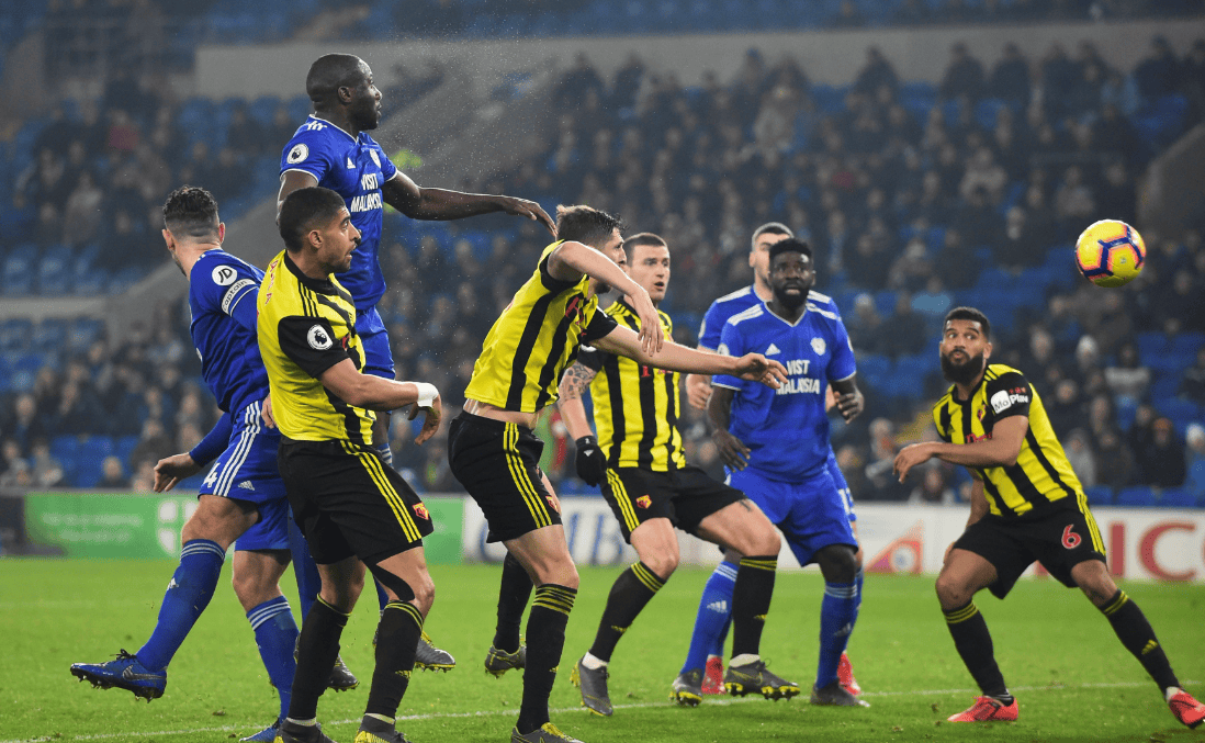 曼城战平沃特福德,豪取守榜中枢 曼城战平沃特福德,豪取守榜中枢