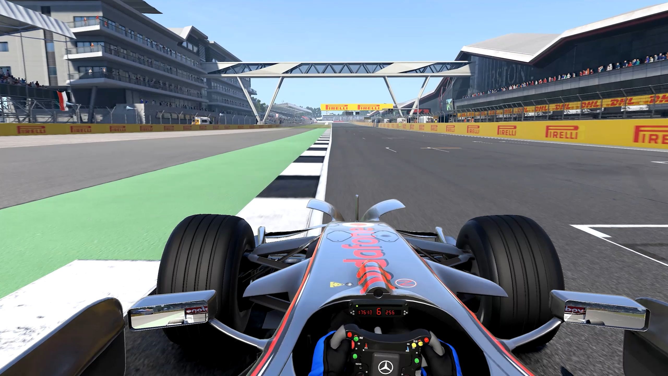 关于迈凯伦翻盘索伯车队，诺里斯高光表现的信息