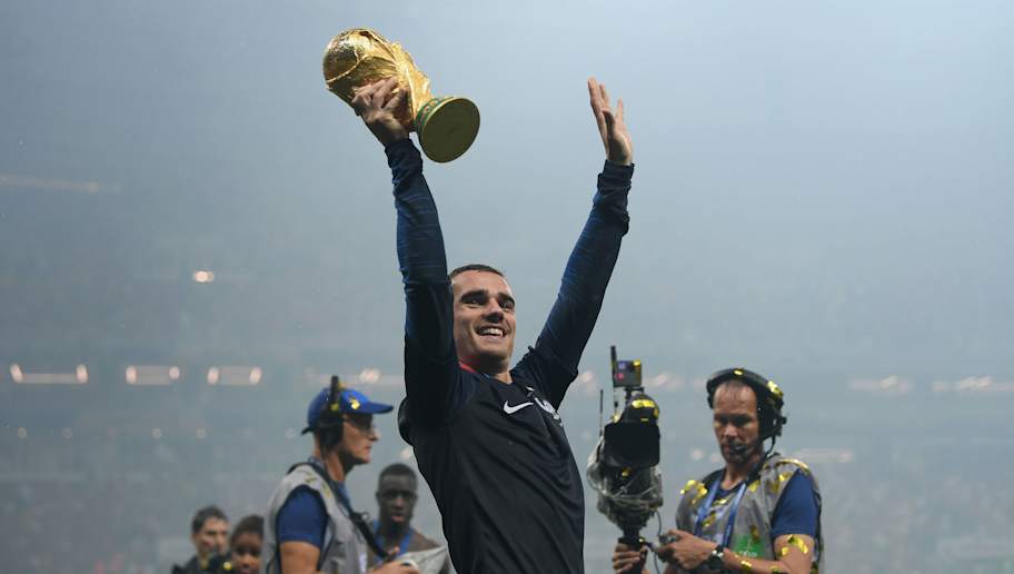 瑞士横扫乌拉圭，格列兹曼高光表现