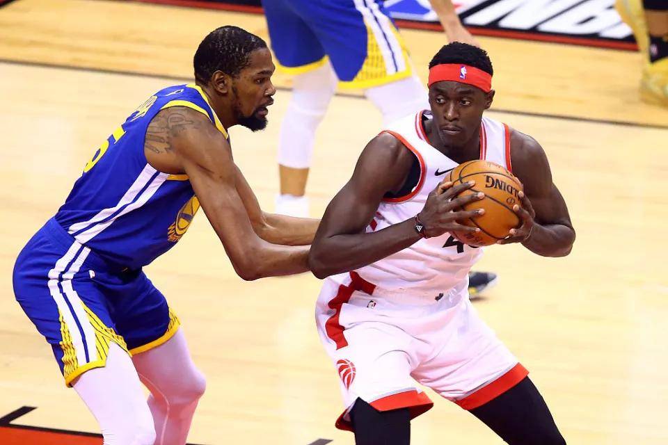 四川队翻盘吉林队,西亚卡姆带队取胜 四川队翻盘吉林队,西亚卡姆带队取胜