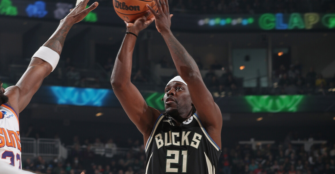 包含雄鹿B队爆冷尼日利亚男篮,布克统治全场的词条 包含雄鹿B队爆冷尼日利亚男篮,布克统治全场的词条