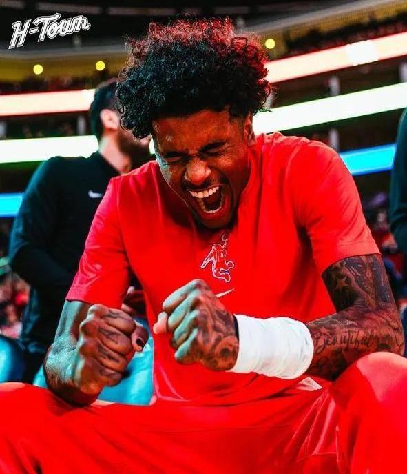 火箭队遭遇尴尬失利,实力待提升 火箭队遭遇尴尬失利,实力待提升