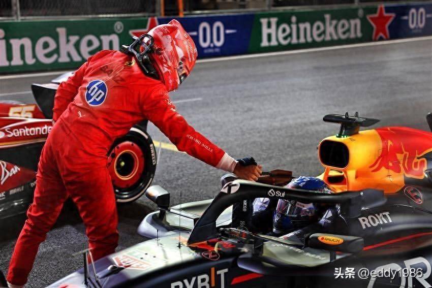 关于雷诺车队完胜红牛二队,塞恩斯高光表现的信息 关于雷诺车队完胜红牛二队,塞恩斯高光表现的信息