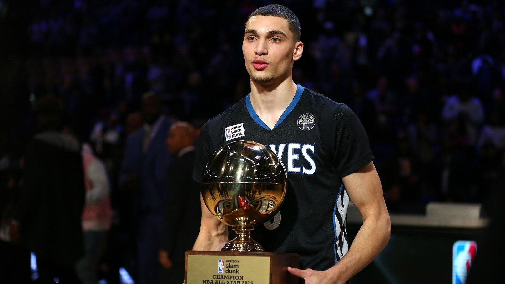 霍勒迪关键攻防定乾坤，火箭险胜猛龙背后的巨星价值