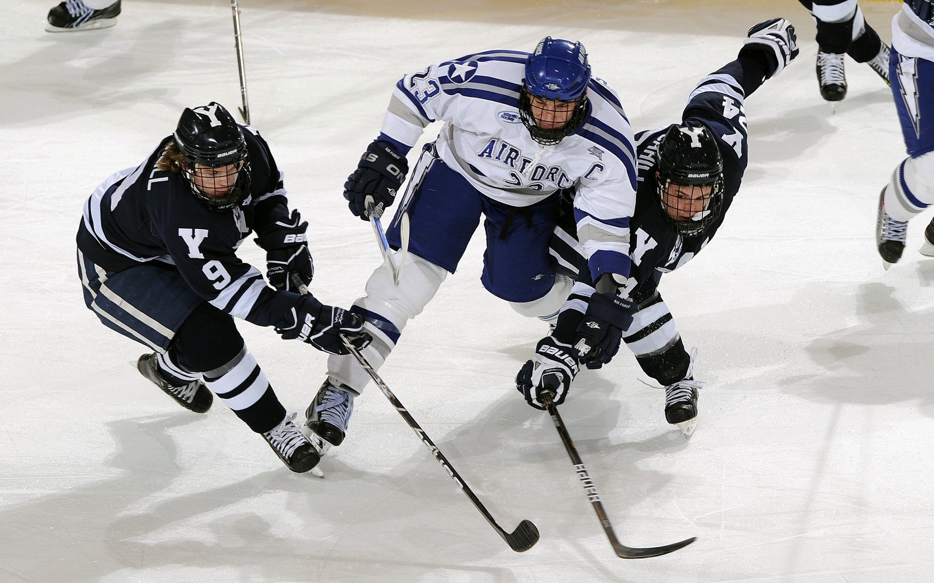 逆转与统治，从法国队翻盘韩国队到李梓嘉的羽坛霸权