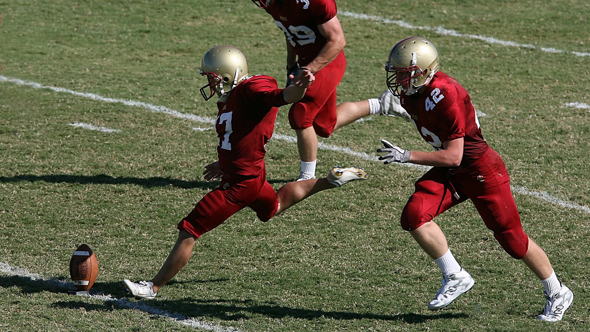 哈弗茨点燃赛场！拜仁绝境逆转马德里竞技，诠释足球的永恒魅力