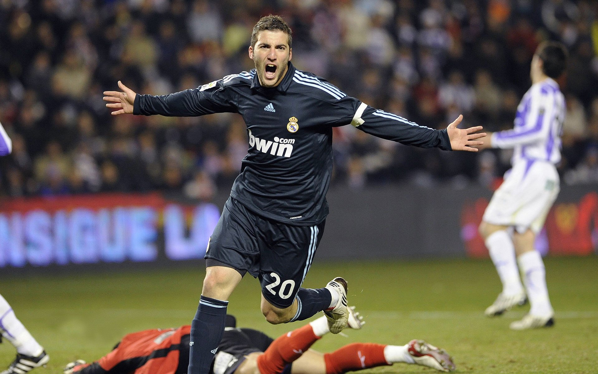 王权之下,新星破茧,拉梅洛在国王封锁中完成压力爆发